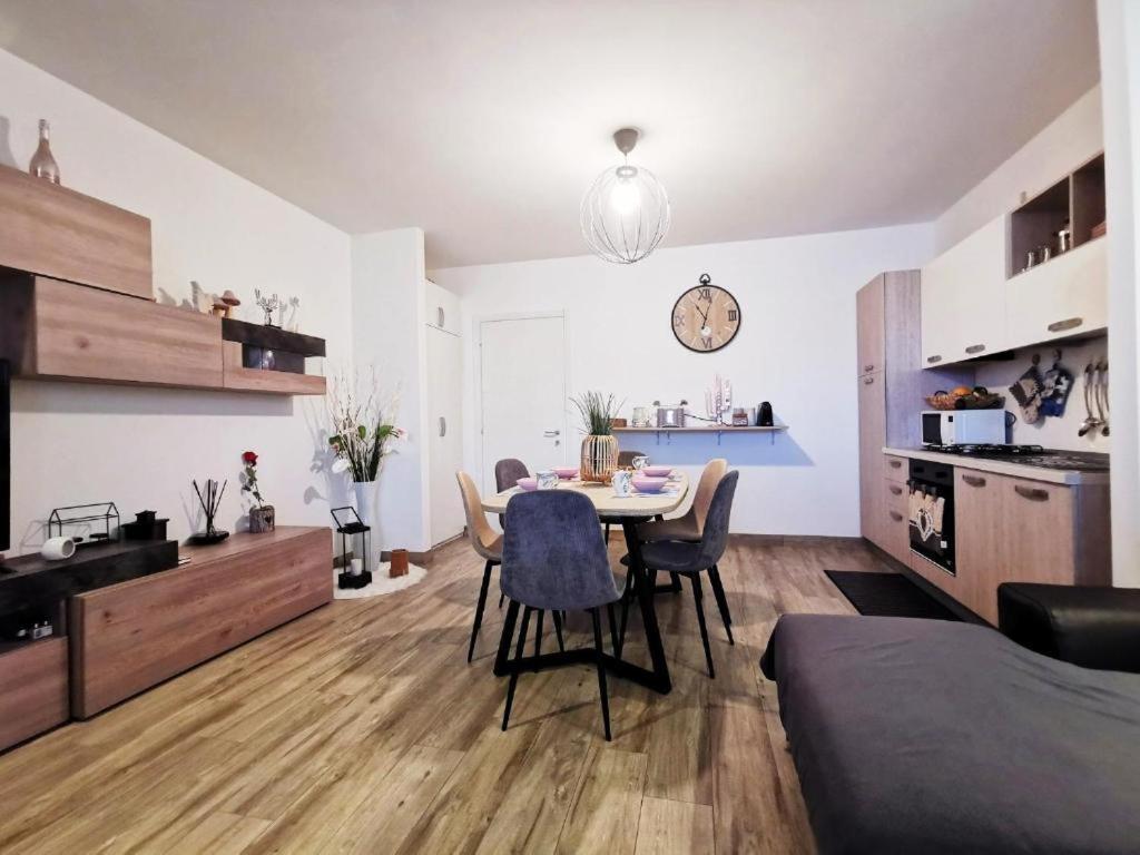 Il Giardino Di Anastasia Desenzano del Garda Ngoại thất bức ảnh