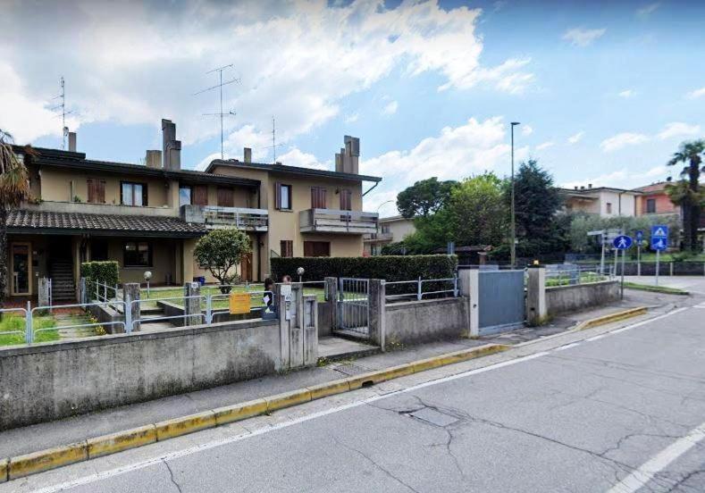 Il Giardino Di Anastasia Desenzano del Garda Ngoại thất bức ảnh